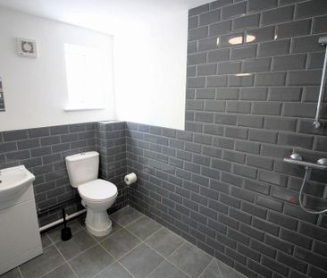 5 bedroom detached house to rent - Photo 5