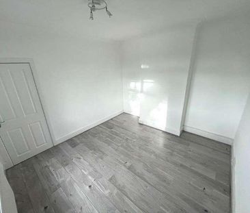 Parkstone Heights, Poole, BH14 - Photo 4