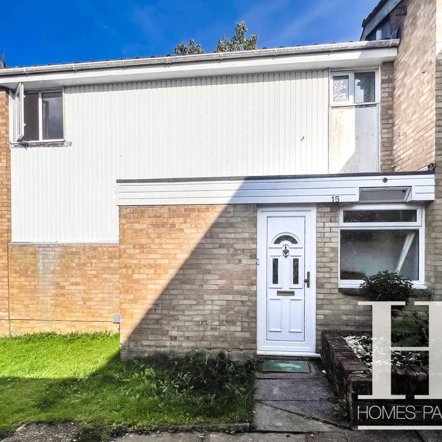 Dalton Close, Crawley, RH11 - Photo 2