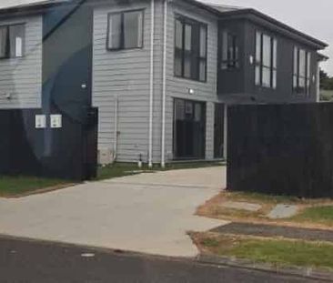 Fairly New 3-Bedroom House for Rent on 48 Innismara Avenue, Wattle ... - Photo 4