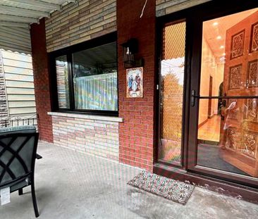 For Lease - 34 Ulster Street Unit# Bachelr, Toronto, Ontario - Photo 2