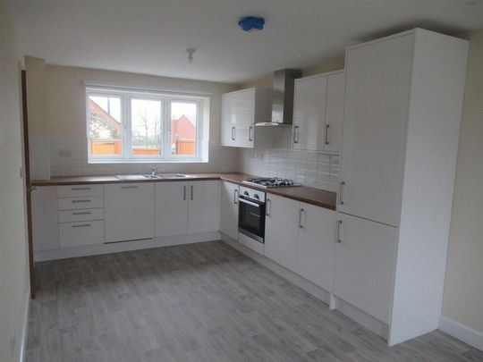 3 bedroom house to rent - Photo 1