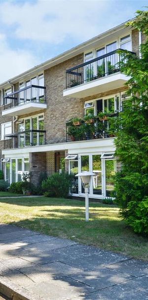 2 bedroom apartment to rent - Photo 2