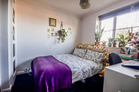 4 bedroom house to rent - Photo 2