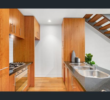 2/25 Hutt St, Adelaide, SA 5000 - Photo 4