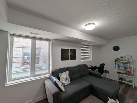 For Lease - 205 West Oak Trail Unit# 28, Kitchener, Ontario - Photo 2