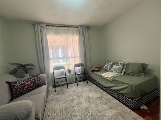 For Lease - 2 Glenheather Terrace Unit# Upper, Toronto, Ontario - Photo 1