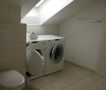 Schöne, helle und moderne 4.5-Zimmer Dachwohnung - Photo 4