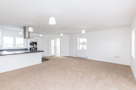 3 bedroom flat to rent - Photo 2