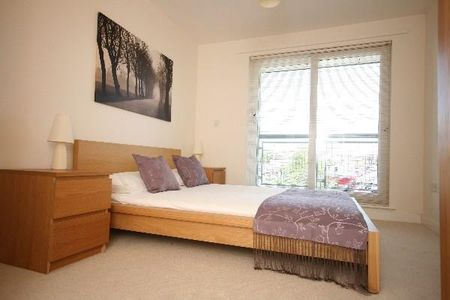 2 bedroom apartment to rent - Photo 3