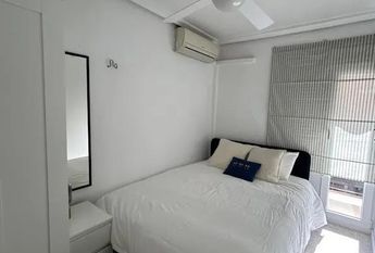 Avenida Blasco Ibáñez, Paterna, Valencian Community 46980