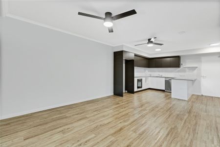 Application Approved - Chic 2 Bedroom Unit - Nambour CBD - Photo 4