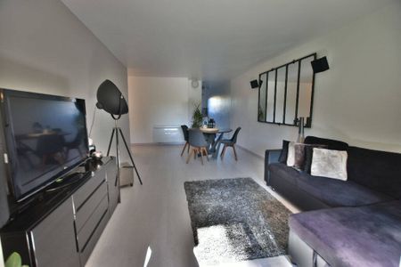 Location appartement 2 pièces 49.56 m² Fréjus 83600 - Photo 2