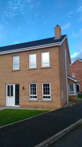 9 Magheraknock Park, Ballynahinch, BT24 8FG - Photo 4