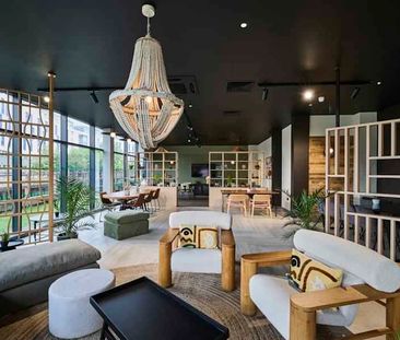 Studio Bronze - Photo 2