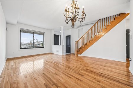 For Lease - 341 Williamson Road, Markham, Ontario - Photo 5