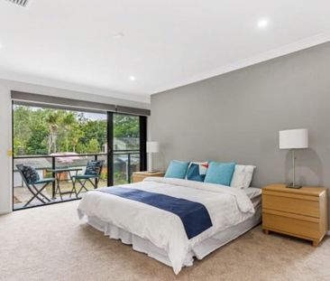 Riverside Living in Fig Tree Pocket - Photo 2