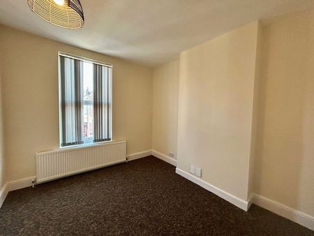 Abbey Grove, NG3, Nottingham - Photo 3