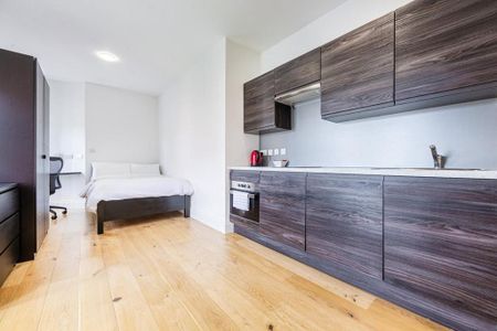 Studio to rent - Photo 2