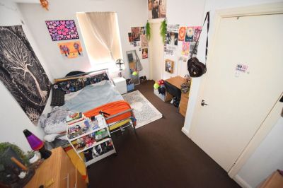 2 bedroom House in Harold Place, Hyde Park - Photo 5