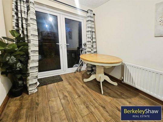 3 bedroom semi-detached house to rent - Photo 1