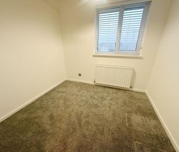 3 bedroom end of terrace house to rent - Photo 5