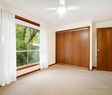 2/204 Larter Street, Golden Point - Photo 4