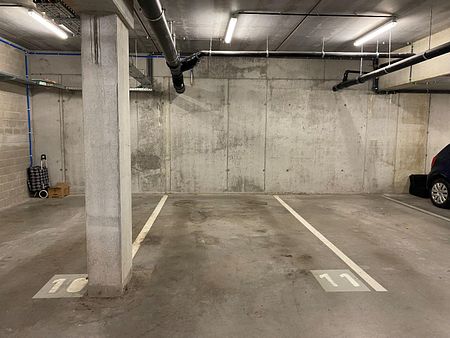 Recent, lichtrijk appartement met 2 slaapkamers en een autostaanplaats - Foto 4