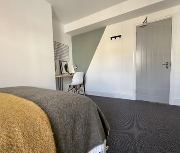 1 bedroom in a house share to rent - Photo 3