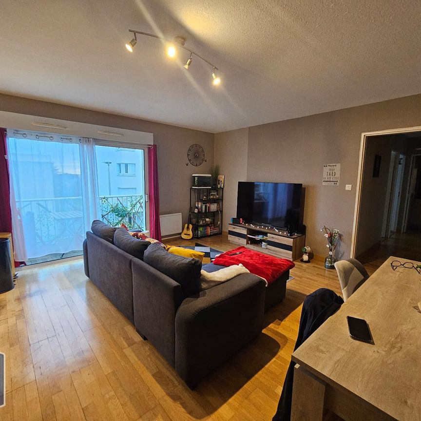 Location Appartement 3 pièces 62m² POITIERS 86000 - Photo 1