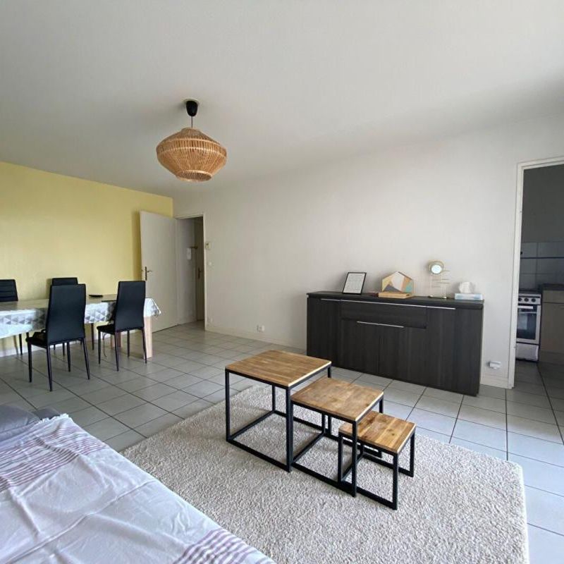 Location Appartement 2 pièces 48m² LA ROCHELLE 17000 - Photo 1