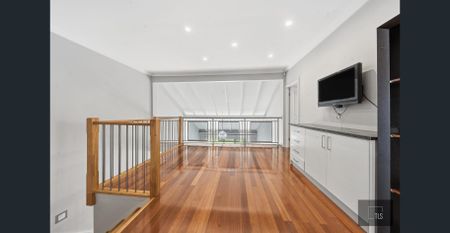A well-located home in Revesby close to amenities and transport - Photo 5