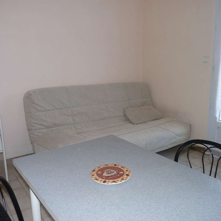 Location Appartement 1 pièce 15m² EGLETONS 19300 - Photo 1