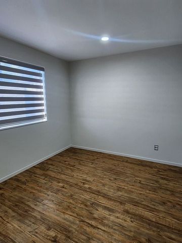 Maintenance Free 3 Bedroom Home with Study - Photo 5