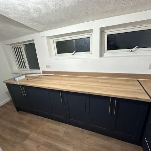 4 bedroom flat to rent - Photo 1