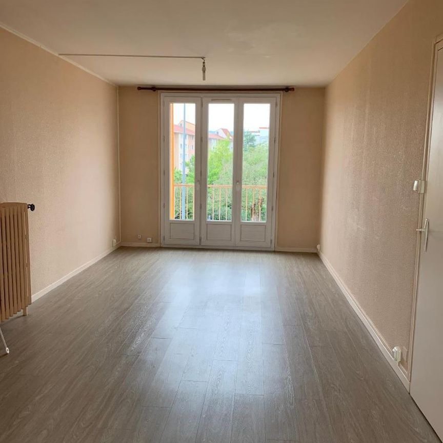 Location Appartement 3 pièces 66m² CLERMONT FERRAND 63000 - Photo 1