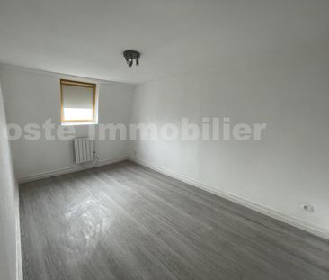 Location Appartement 3 pièces 75m² LILLE 59000 - Photo 4