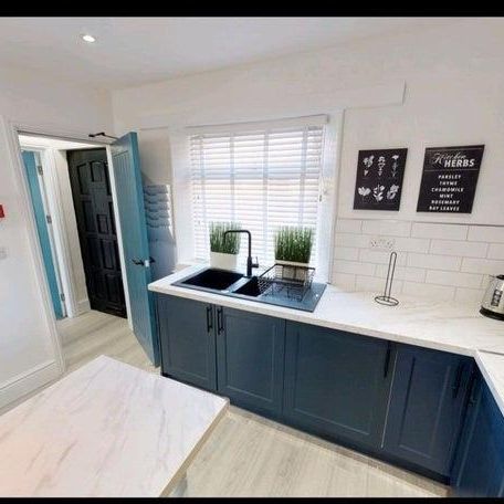 5 bedroom house to rent - Photo 1