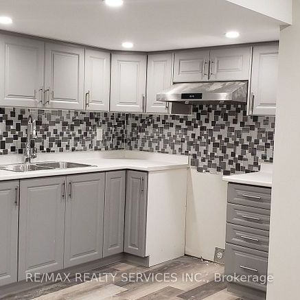 For Lease - 34 Interlacken Drive, Brampton, Ontario - Photo 1