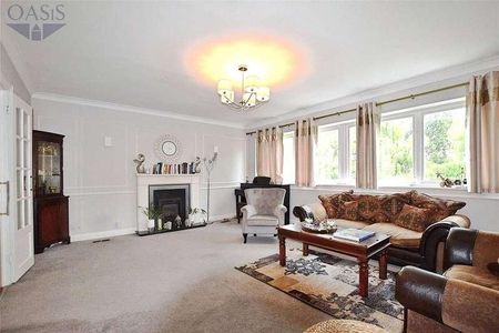 Wild Oaks, Acacia Road, Staines-upon-thames, Surrey, TW18 - Photo 3