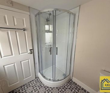 37 Parkgate Drive, Belfast, BT4 1EW - Photo 1