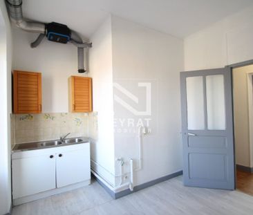 Location Appartement 3 pièces 59m² CHAGNY 71150 - Photo 2