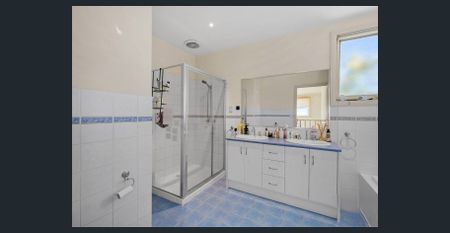 Prime Heidelberg Heights Location! - Photo 3