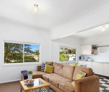 2/34 Auld Street, Terrigal - Photo 1