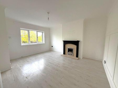 4 bedroom semi-detached house to rent - Photo 5