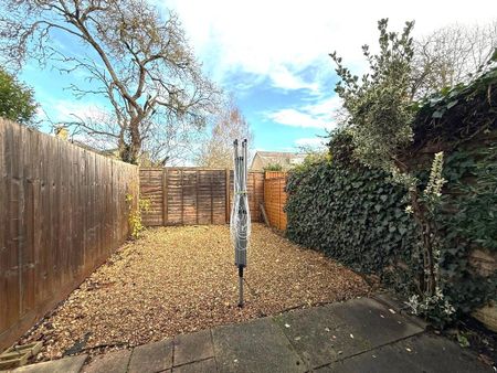 1 bedroom terraced house to rent - Photo 2