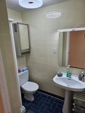 Avinguda de Burjassot, Valencia, Valencian Community 46009 - Photo 5