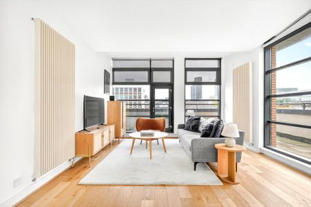 3 bedroom flat to rent - Photo 3