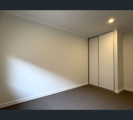 20 Chicopee Way, Wellard, WA 6170 - Photo 1