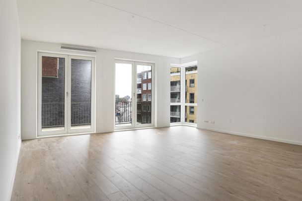 Appartement te huur: Karel Appelhof 118 1112 ZD Diemen - Photo 1